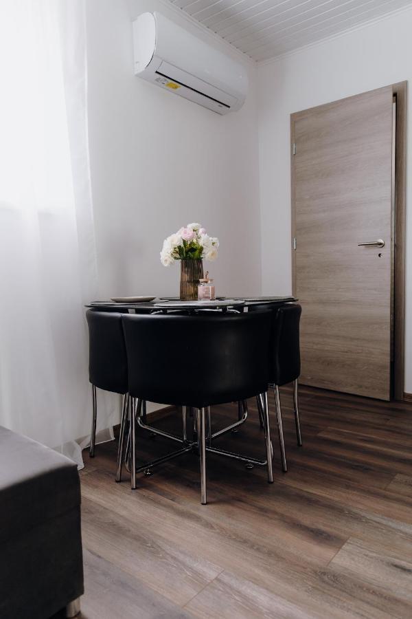 Nyirfa Apartman Vonyarcvashegy Eksteriør billede